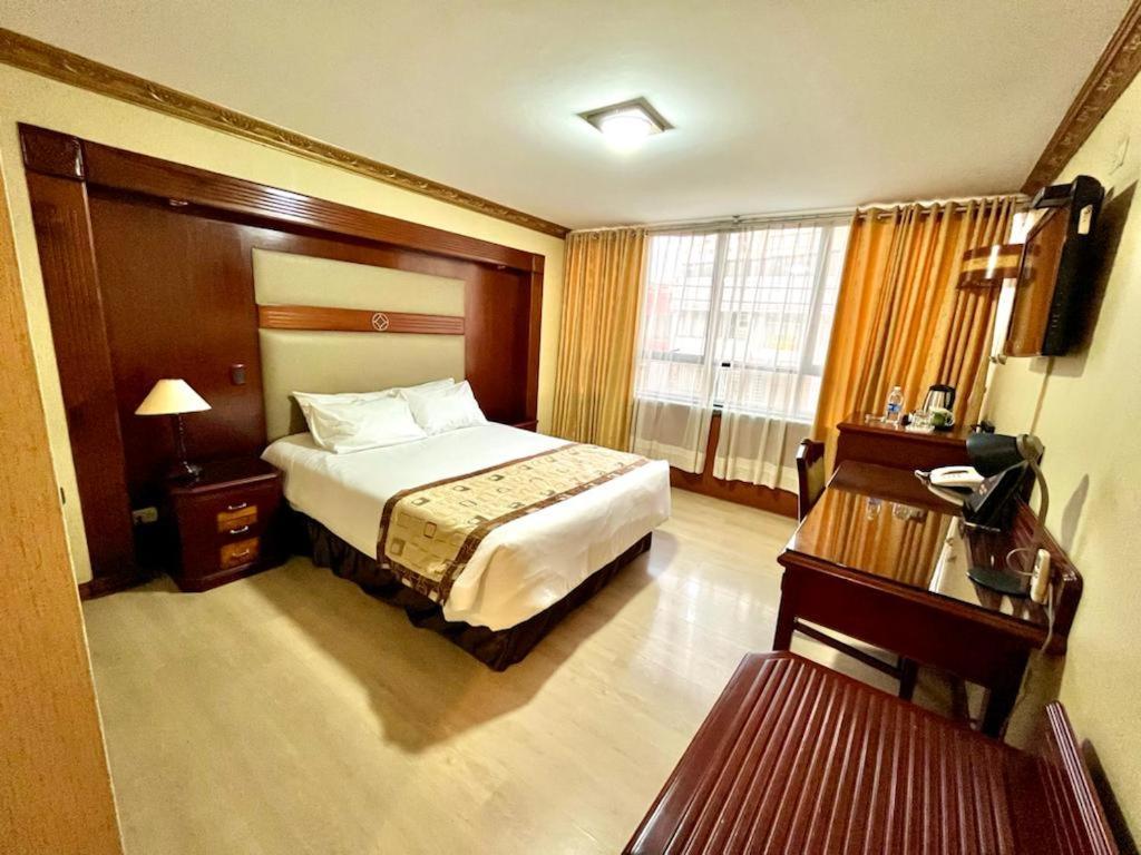 Oro Hotel 3*