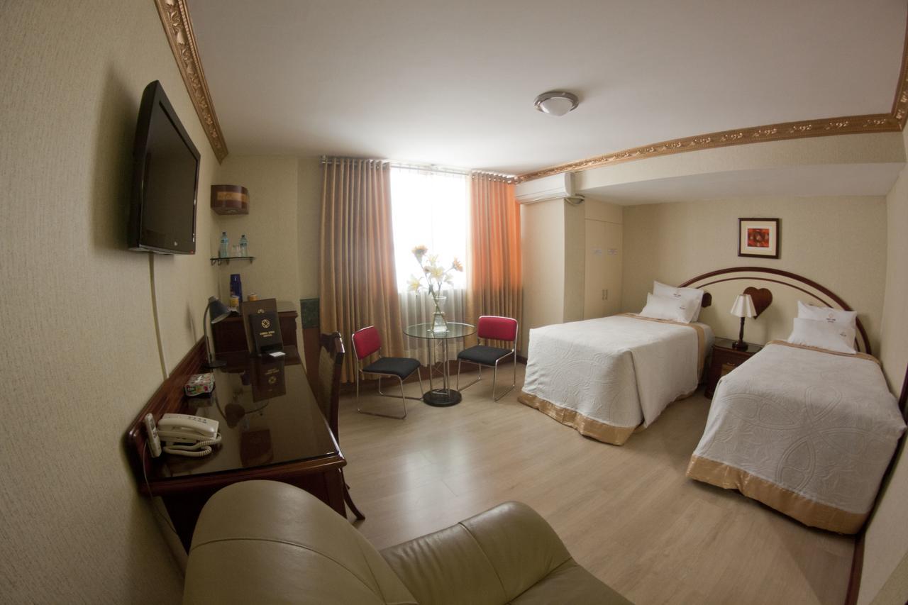 Oro Hotel Lima